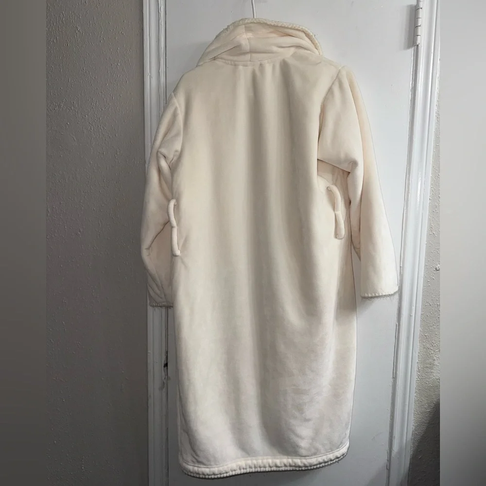 Pottery Barn sleepwear/robes size S - Picture 2 of 8